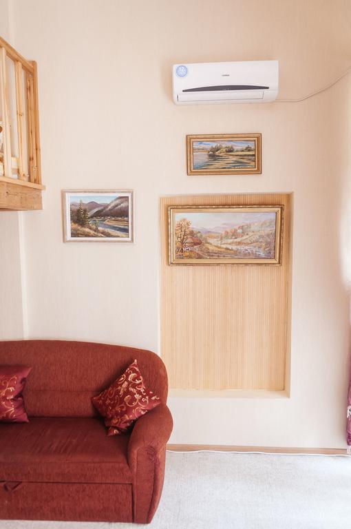 Apartment Na Shevchenka 3 Leopoli Esterno foto